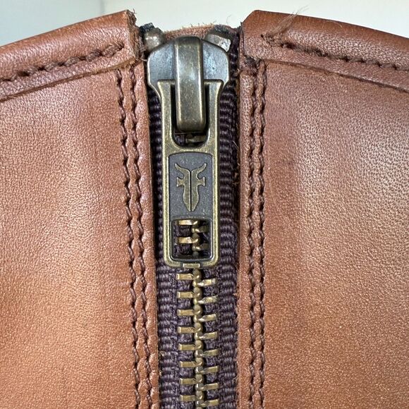 EUC WORN ONCE Frye Women's Melissa Button Riding Boots in Cognac Brown Size 6 - Picture 13 of 15